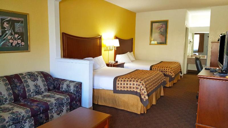 Americas Best Value Inn & Suites Fort Worth South - image 7