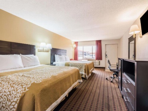 Days Inn by Wyndham South Fort Worth - image 10