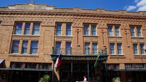 Stockyards Hotel - image 13