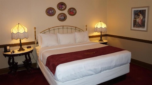 Stockyards Hotel - image 22