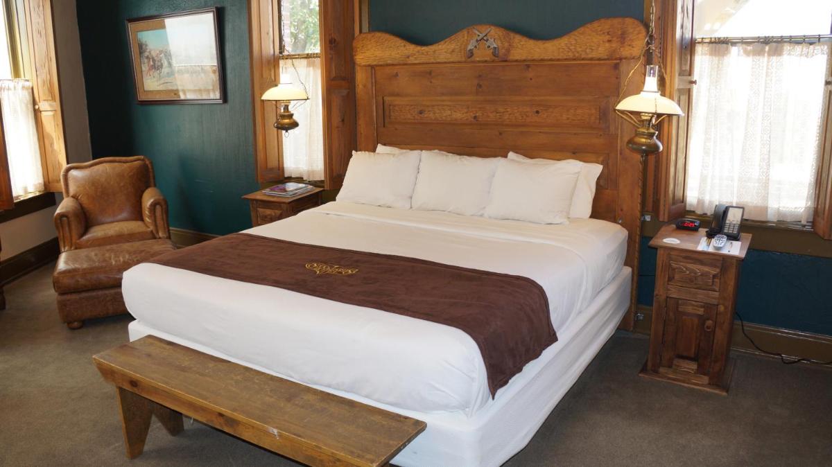 Stockyards Hotel - image 4