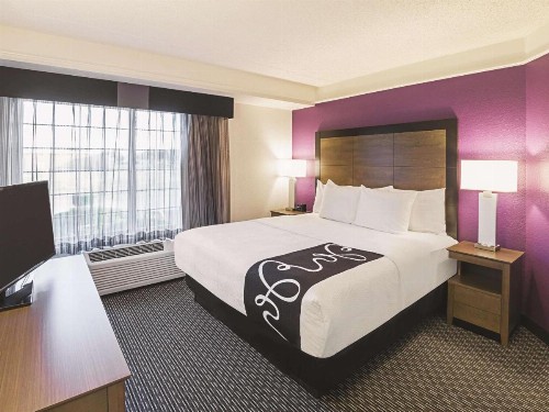 La Quinta by Wyndham Fort Worth North - image 12