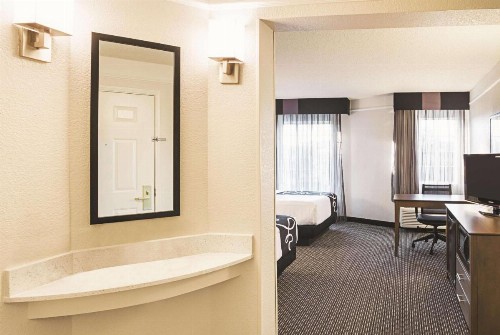La Quinta by Wyndham Fort Worth North - image 39