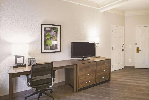 La Quinta by Wyndham Fort Worth North - image 47