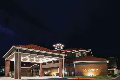 La Quinta by Wyndham Fort Worth City View - image 2