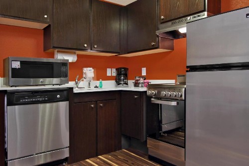 TownePlace Suites Fort Worth Southwest TCU Area - image 2