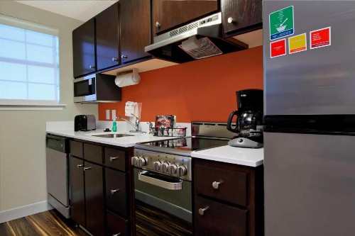 TownePlace Suites Fort Worth Southwest TCU Area - image 3