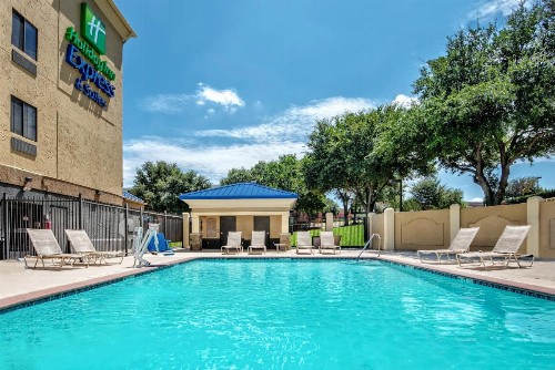 Holiday Inn Express Hotel and Suites Fort Worth/I-20 - image 14