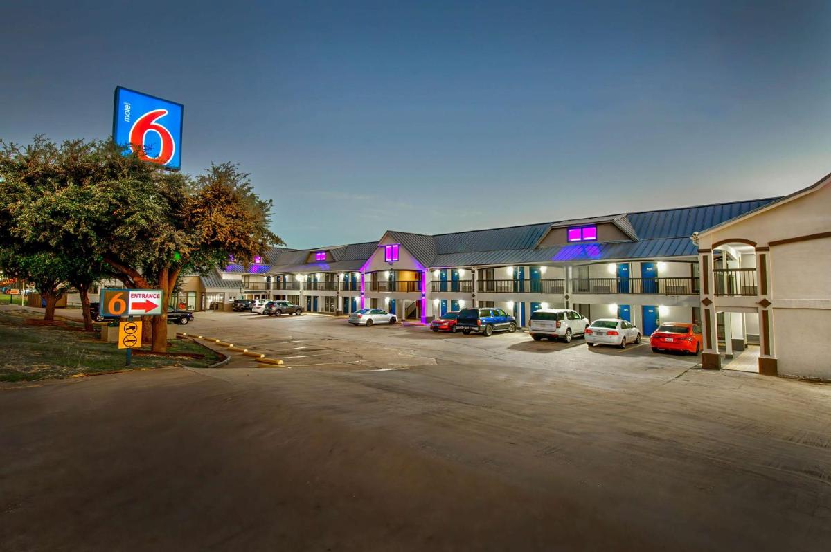 Motel 6-Fort Worth TX - White Settlement - main image