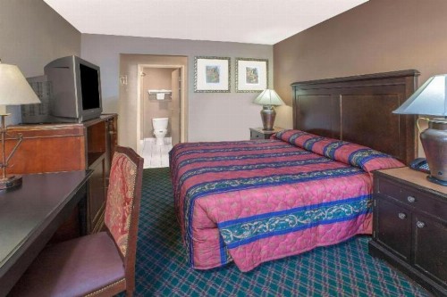 Knights Inn Fort Worth TX - image 13