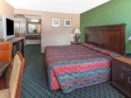 Knights Inn Fort Worth TX - image 22