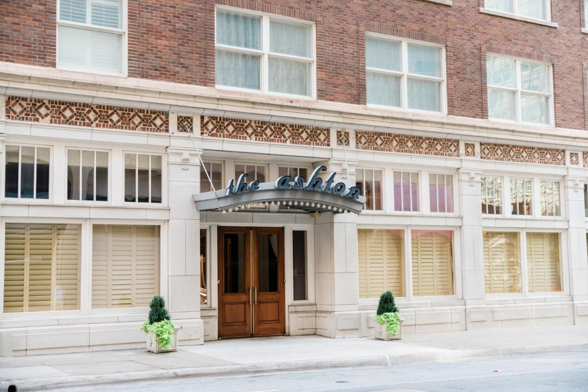 The Ashton Hotel - image 5