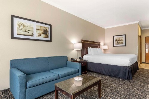 Best Western Plus Lake Worth - image 12