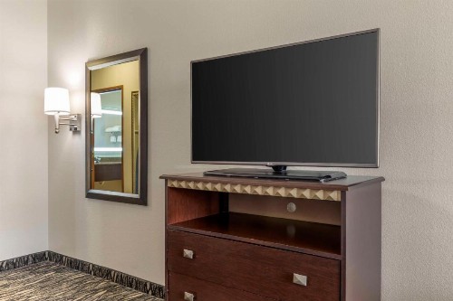 Best Western Plus Lake Worth - image 24