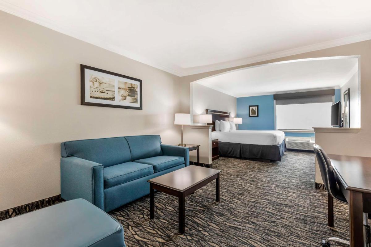 Best Western Plus Lake Worth - image 3