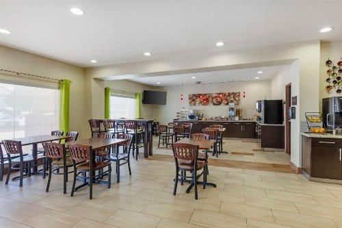 Best Western Plus Lake Worth - image 4