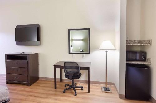 Motel 6-Fort Worth TX - image 17
