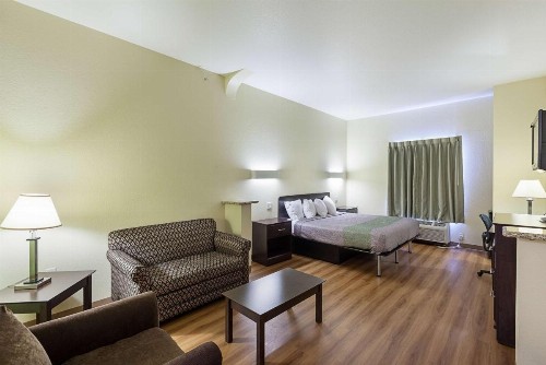 Motel 6-Fort Worth TX - image 9