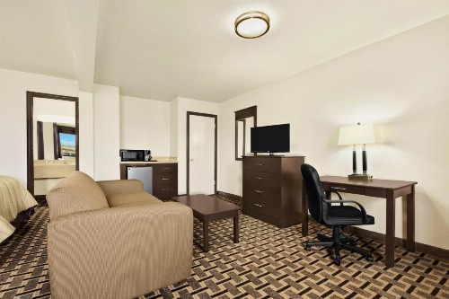Super 8 by Wyndham Fort Worth TX - image 20