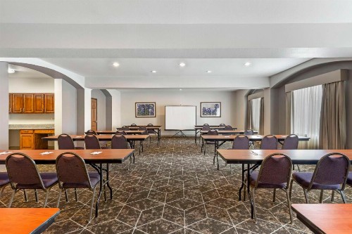 Best Western Fort Worth Inn and Suites - image 13