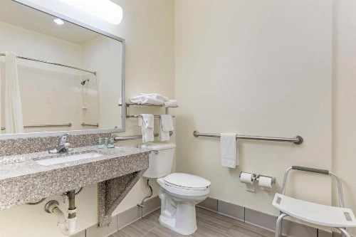 Best Western Fort Worth Inn and Suites - image 22