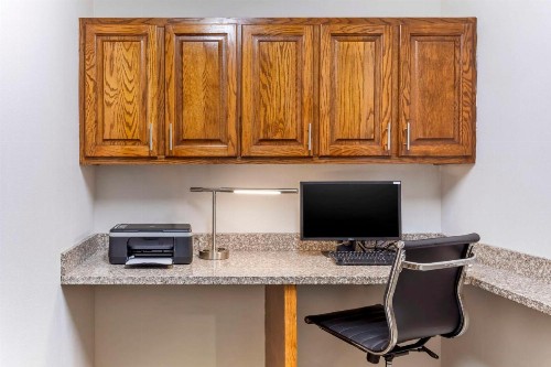 Best Western Fort Worth Inn and Suites - image 25