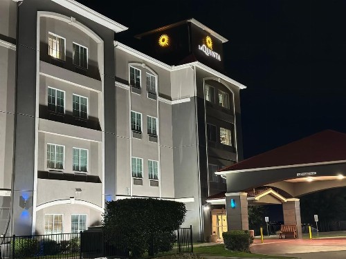 La Quinta by Wyndham Fort Worth - Lake Worth - image 25