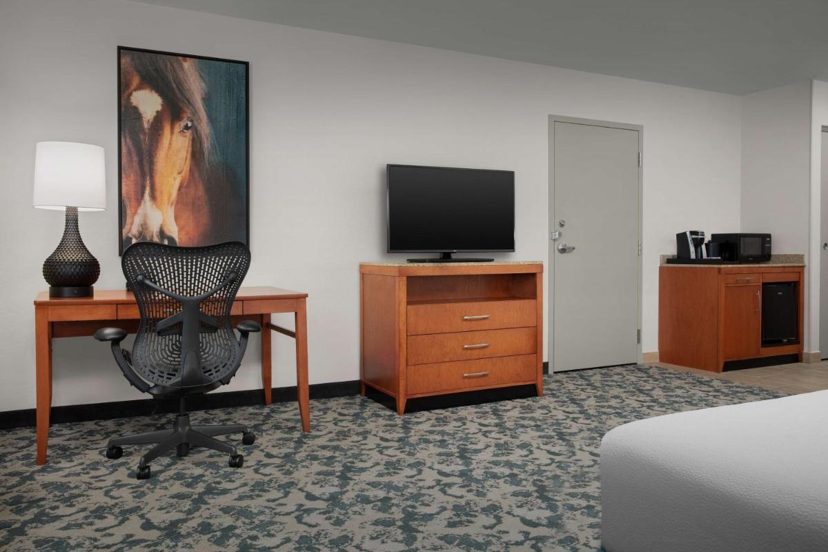 Hilton Garden Inn Fort Worth Medical Center - image 5