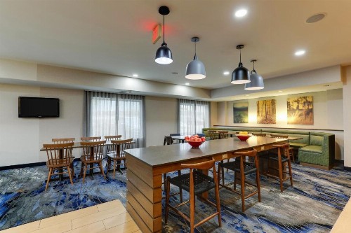 Fairfield Inn & Suites by Marriott Fort Worth I-30 West Near NAS JRB - image 38