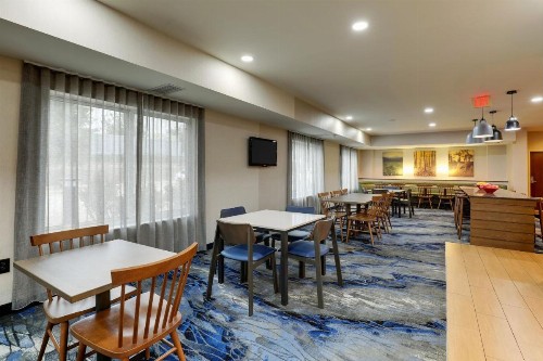 Fairfield Inn & Suites by Marriott Fort Worth I-30 West Near NAS JRB - image 44