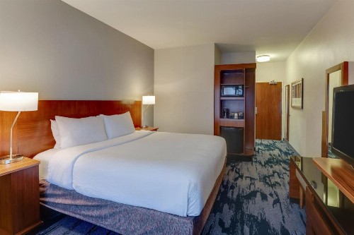 Fairfield Inn & Suites by Marriott Fort Worth I-30 West Near NAS JRB - image 50