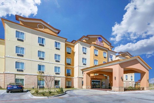 Comfort Suites Lake Worth - image 11
