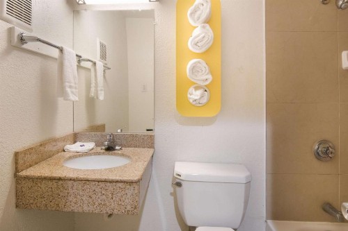 Motel 6-Fort Worth TX - Seminary - image 14