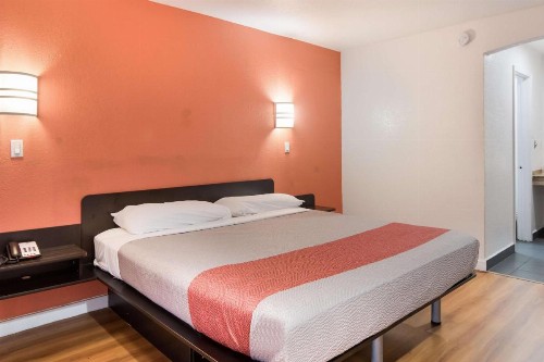 Motel 6-Fort Worth TX - Seminary - image 15