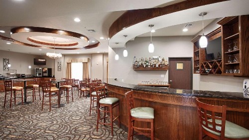 Best Western Plus Fort Worth Forest Hill Inn & Suites - image 9