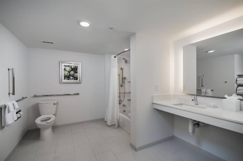Fairfield Inn & Suites Fort Worth Downtown/Convention Center - image 18