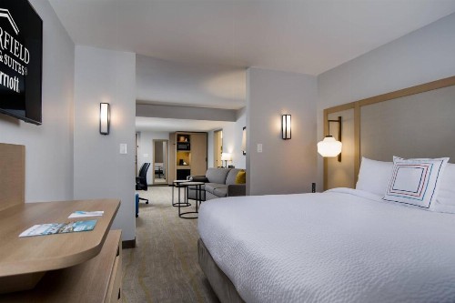 Fairfield Inn & Suites Fort Worth Downtown/Convention Center - image 20