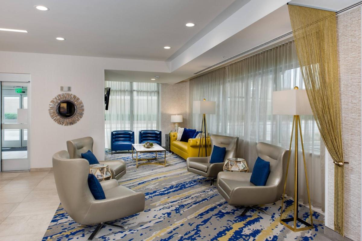 Fairfield Inn & Suites Fort Worth Downtown/Convention Center - image 7