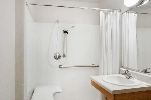 WoodSpring Suites Fort Worth Forest Hill - image 8