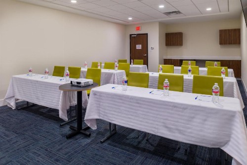 Holiday Inn Express Fort Worth West an IHG Hotel - image 14