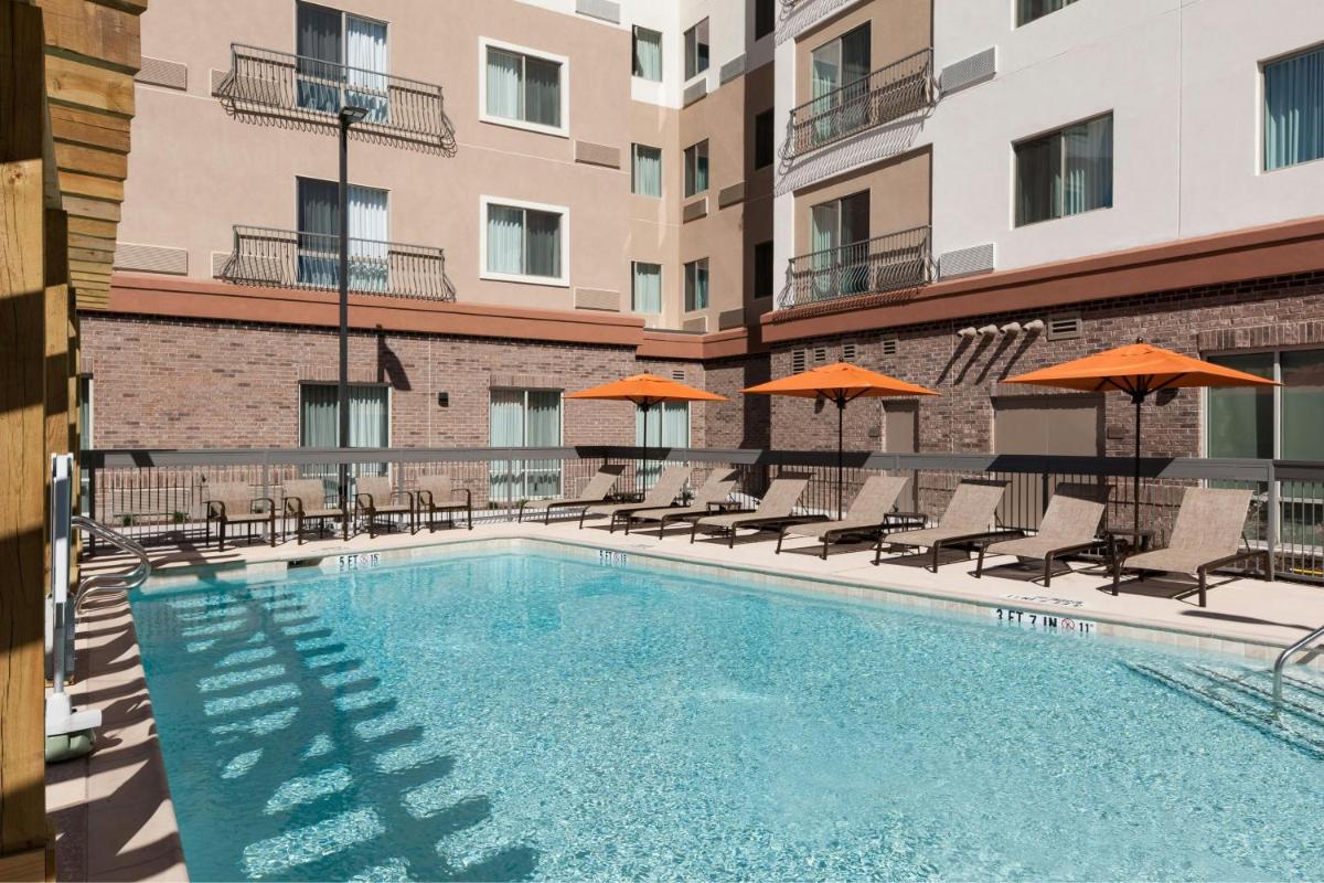 Courtyard by Marriott Fort Worth Historic Stockyards - image 7