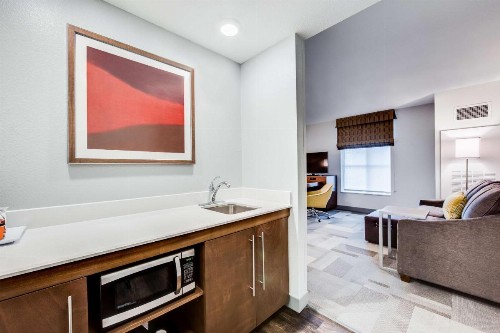 Hampton Inn & Suites Fort Worth Downtown - image 13