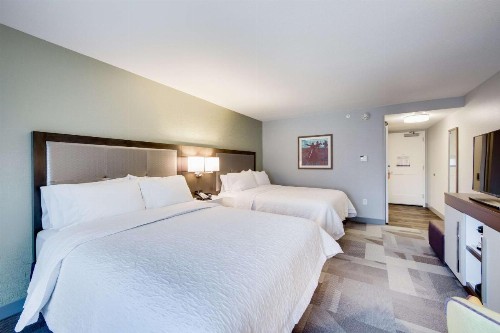 Hampton Inn & Suites Fort Worth Downtown - image 21