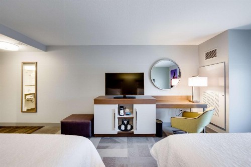 Hampton Inn & Suites Fort Worth Downtown - image 28