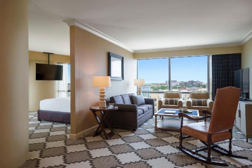 Omni Fort Worth Hotel - image 25