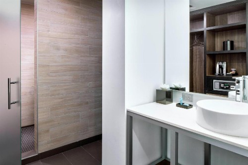 Aloft Fort Worth Downtown - image 12