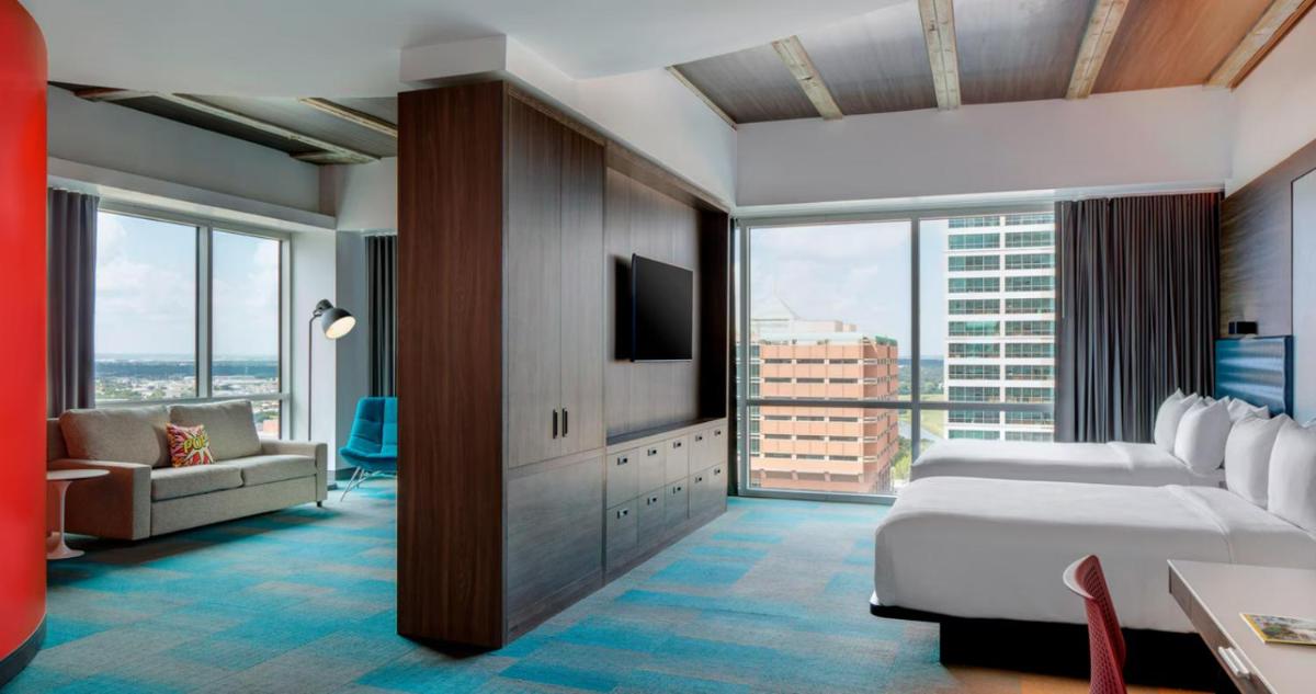 Aloft Fort Worth Downtown - image 2