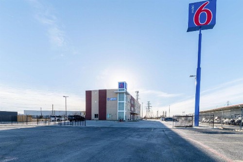 Motel 6-Fort Worth TX - Fort Worth Saginaw - image 2