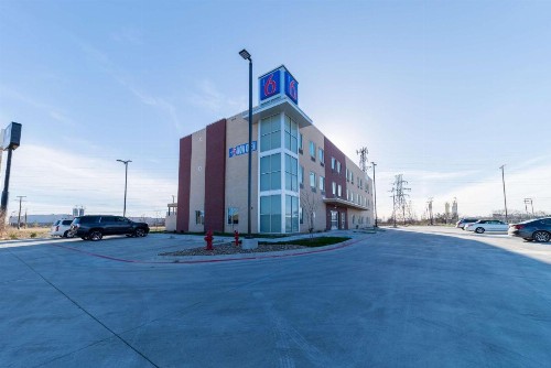 Motel 6-Fort Worth TX - Fort Worth Saginaw - image 3