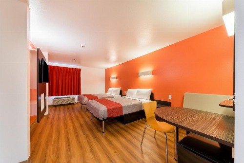 Motel 6-Fort Worth TX - Fort Worth Saginaw - image 49